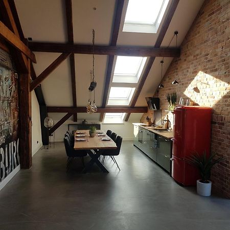 Penthouse Am Alten Zeughaus Flensburg Bagian luar foto